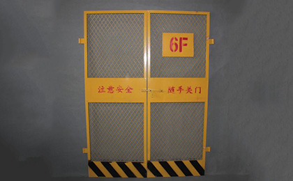 施工电梯安全门